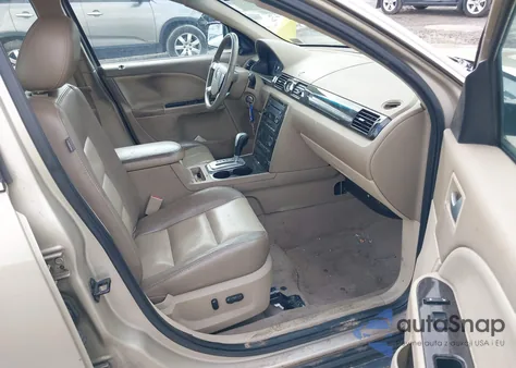 2006 Mercury Montego Premier z USA, uszkodzony, nr VIN 1MEHM42156G607952